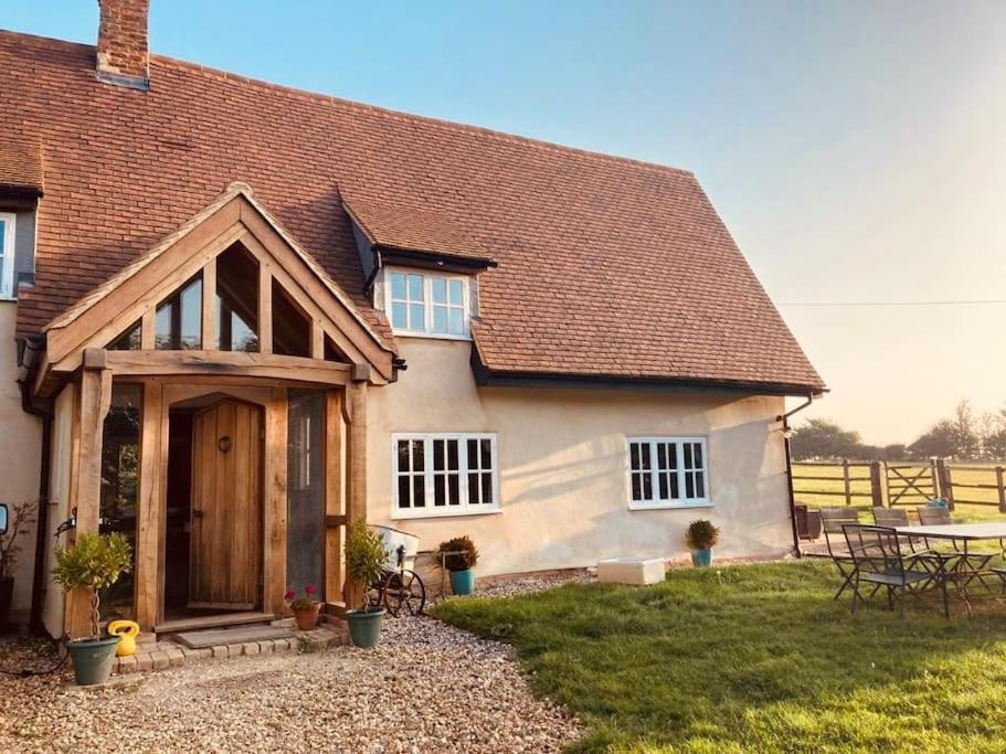 2 Beds & Living In Our Idyllic Country Cottage Bedford Dış mekan fotoğraf